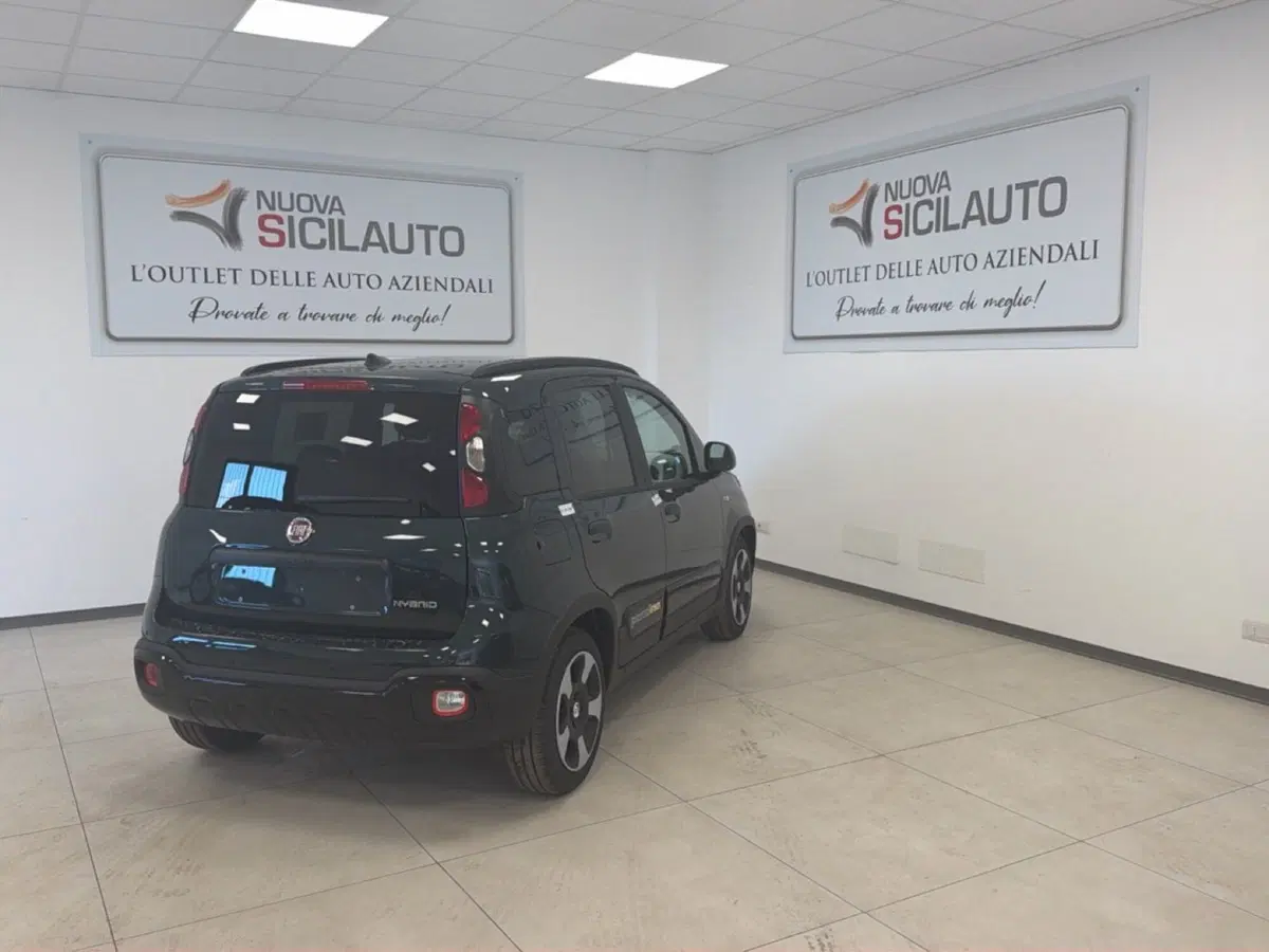 Fiat Pandina nuova a Palermo (14)
