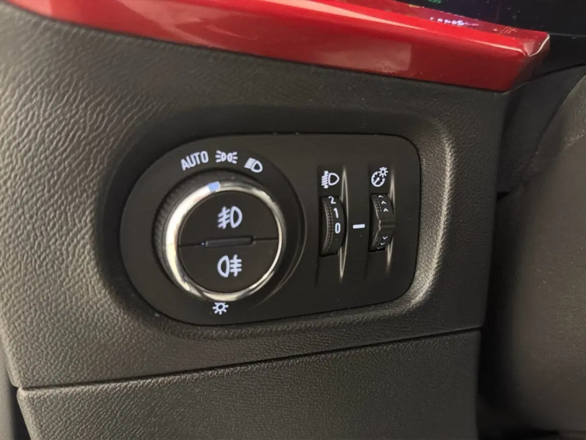 Opel Mokka usata a Palermo (15)