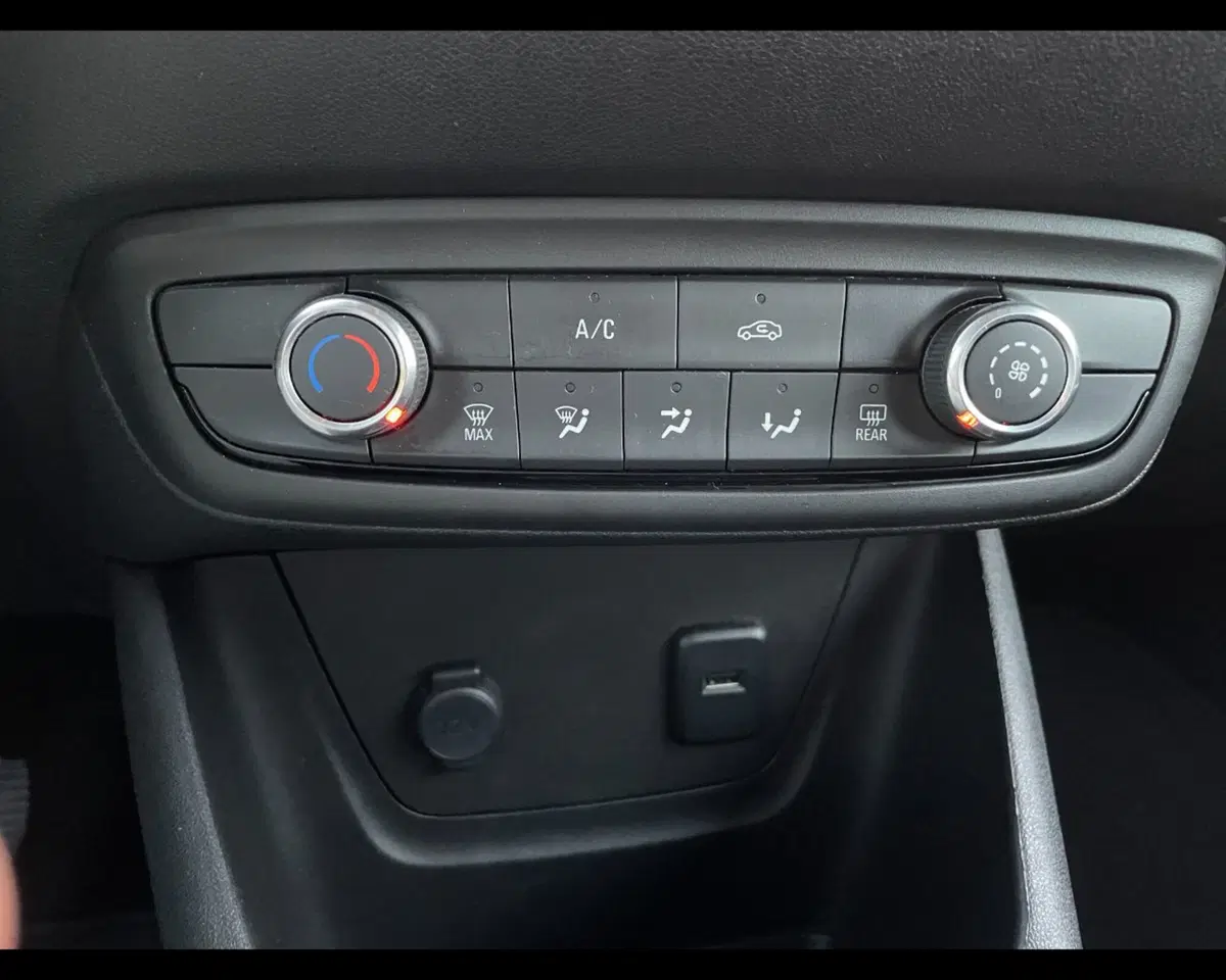 Opel Crossland X usata a Ravenna (15)