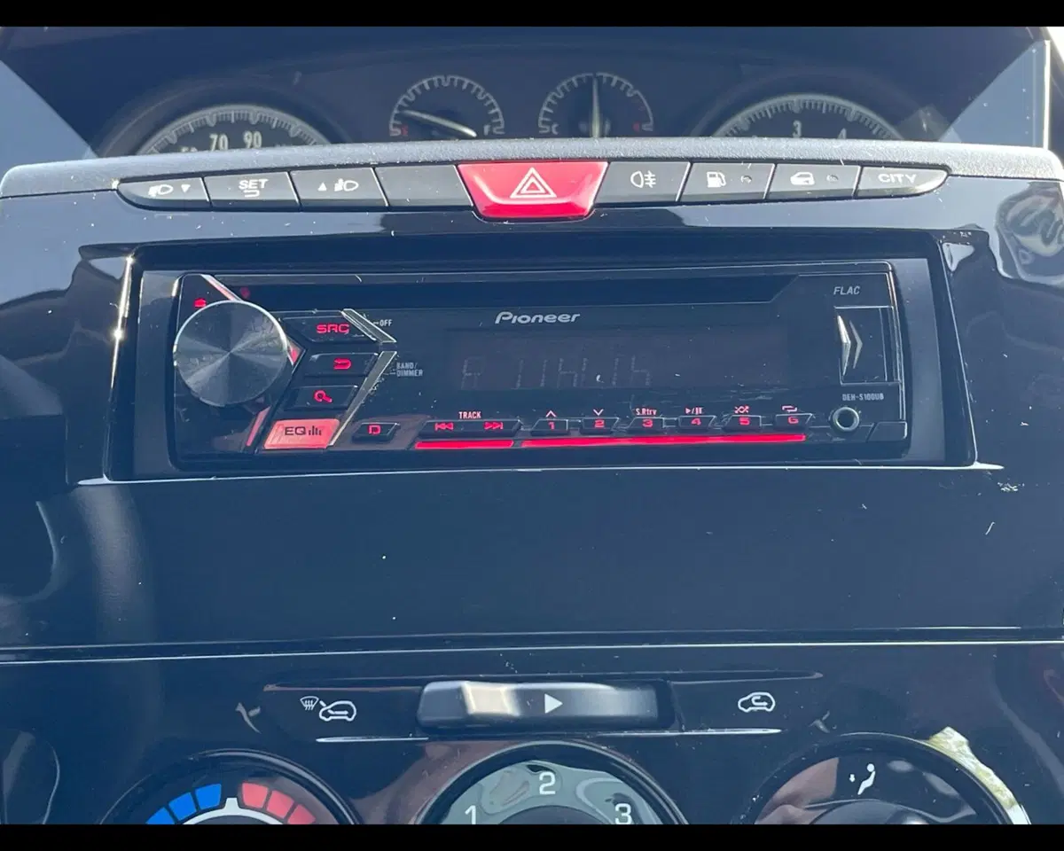 Lancia Ypsilon usata a Ravenna (14)