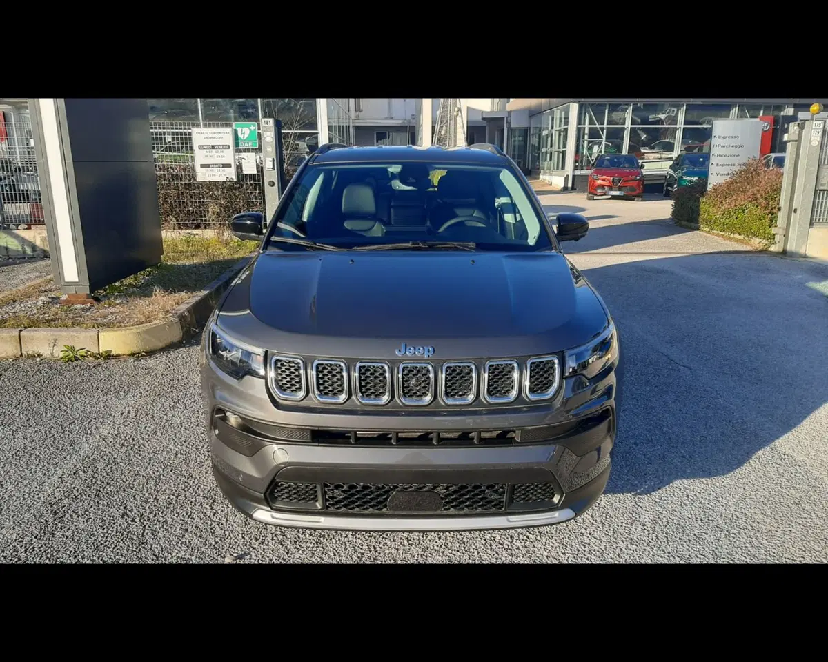 Jeep Compass nuova a Ravenna (10)