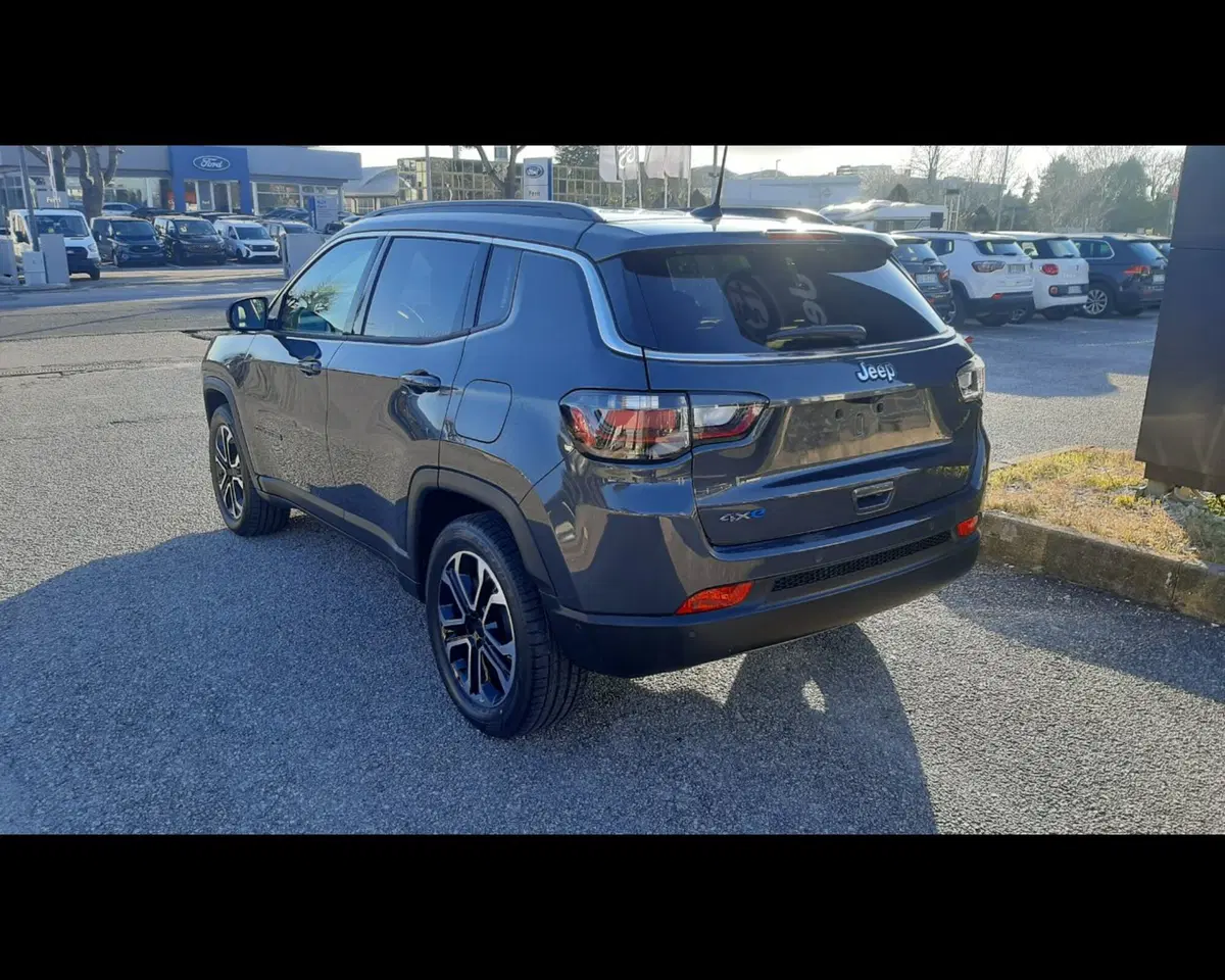 Jeep Compass nuova a Ravenna (2)