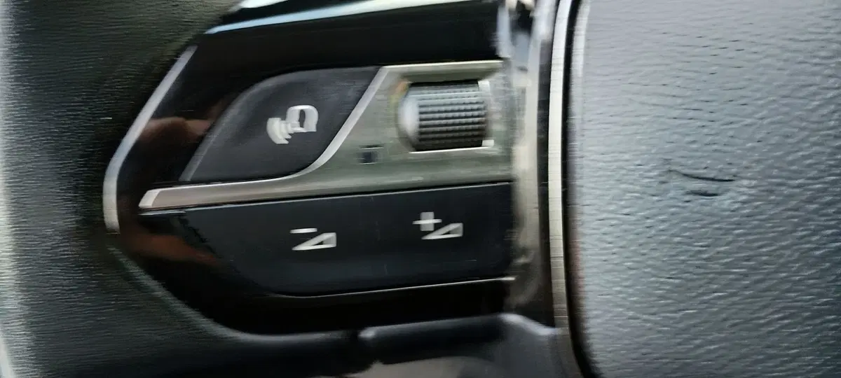 Peugeot 2008 usata a Ravenna (15)