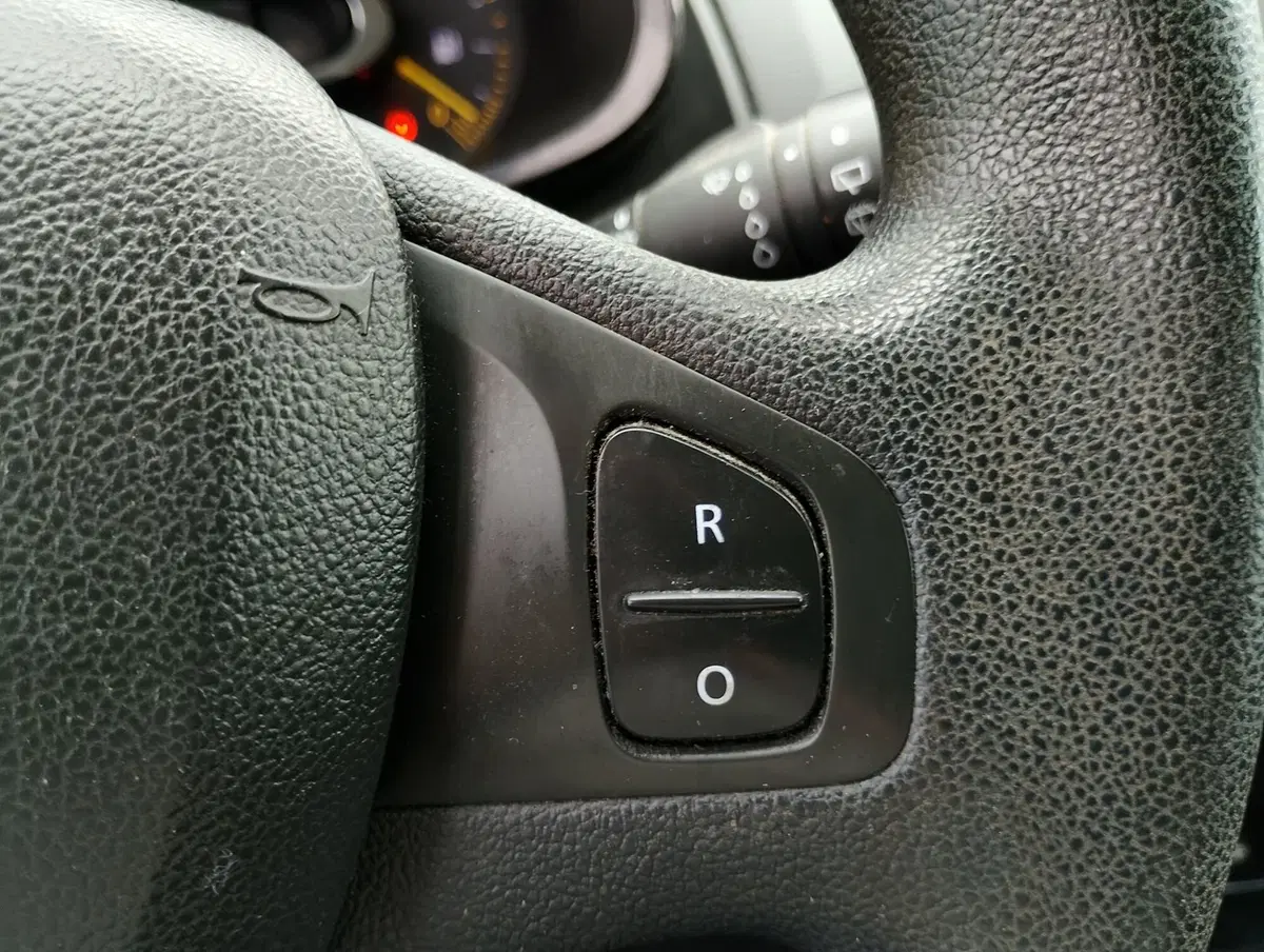 Renault Clio Sporter usata a Ravenna (17)