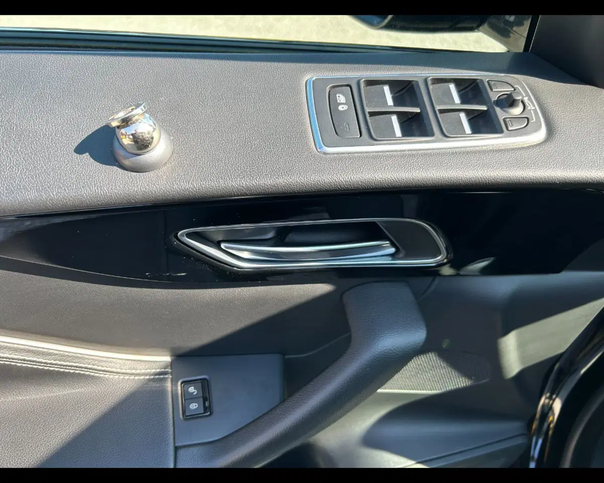 Jaguar F-Pace usata a Ravenna (19)