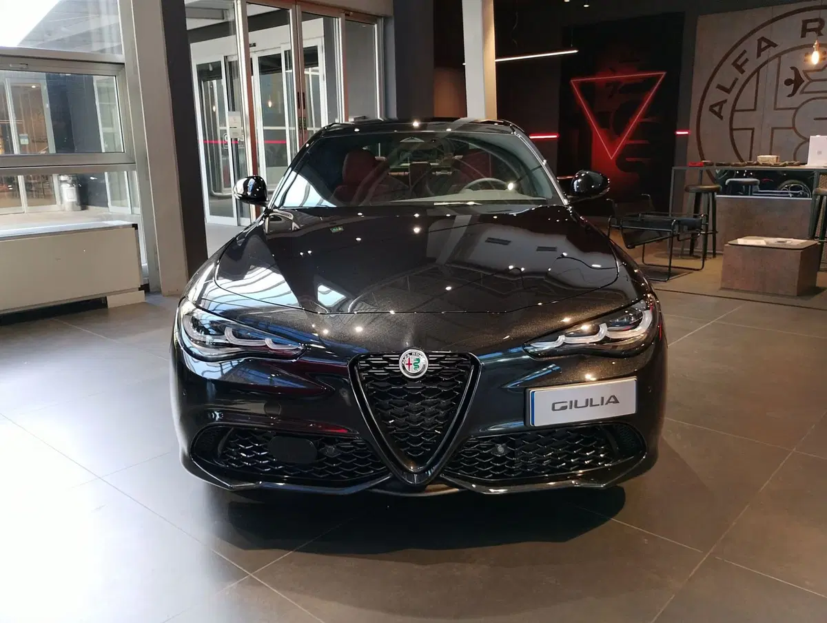 Alfa Romeo Giulia nuova a Ravenna (10)
