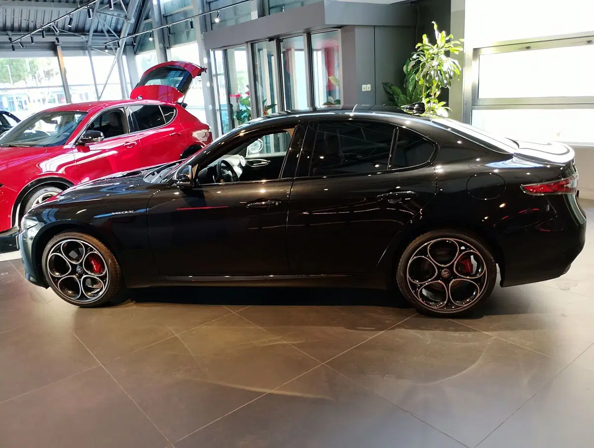 Alfa Romeo Giulia nuova a Ravenna (11)