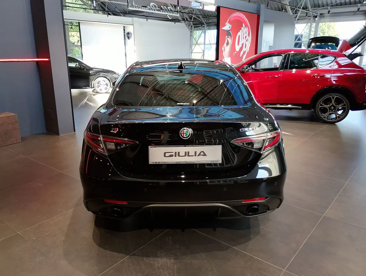 Alfa Romeo Giulia nuova a Ravenna (12)