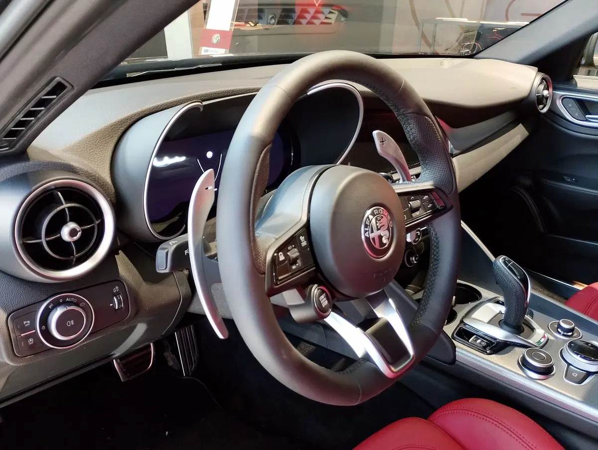 Alfa Romeo Giulia nuova a Ravenna (7)