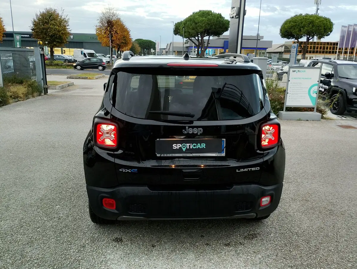 Jeep Renegade nuova a Ravenna (12)