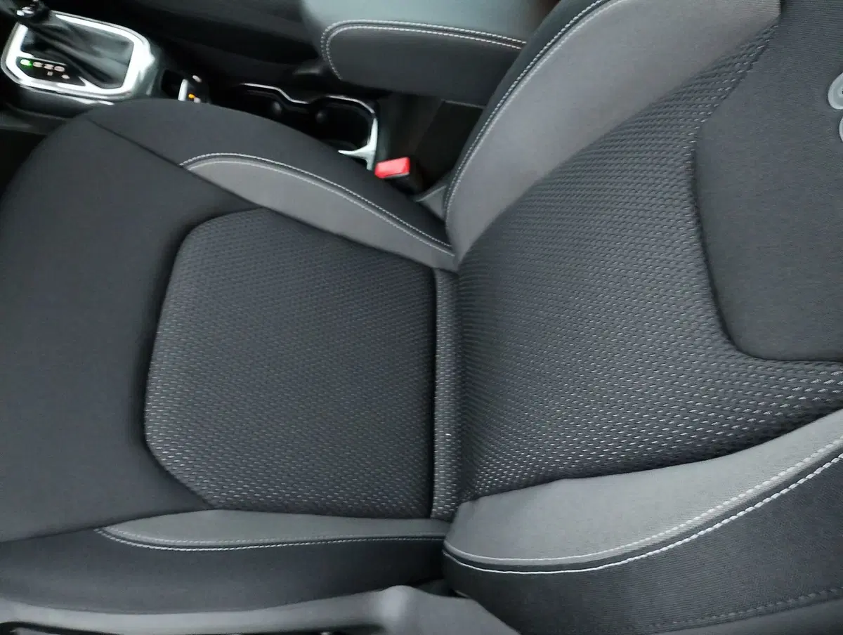 Jeep Renegade nuova a Ravenna (8)