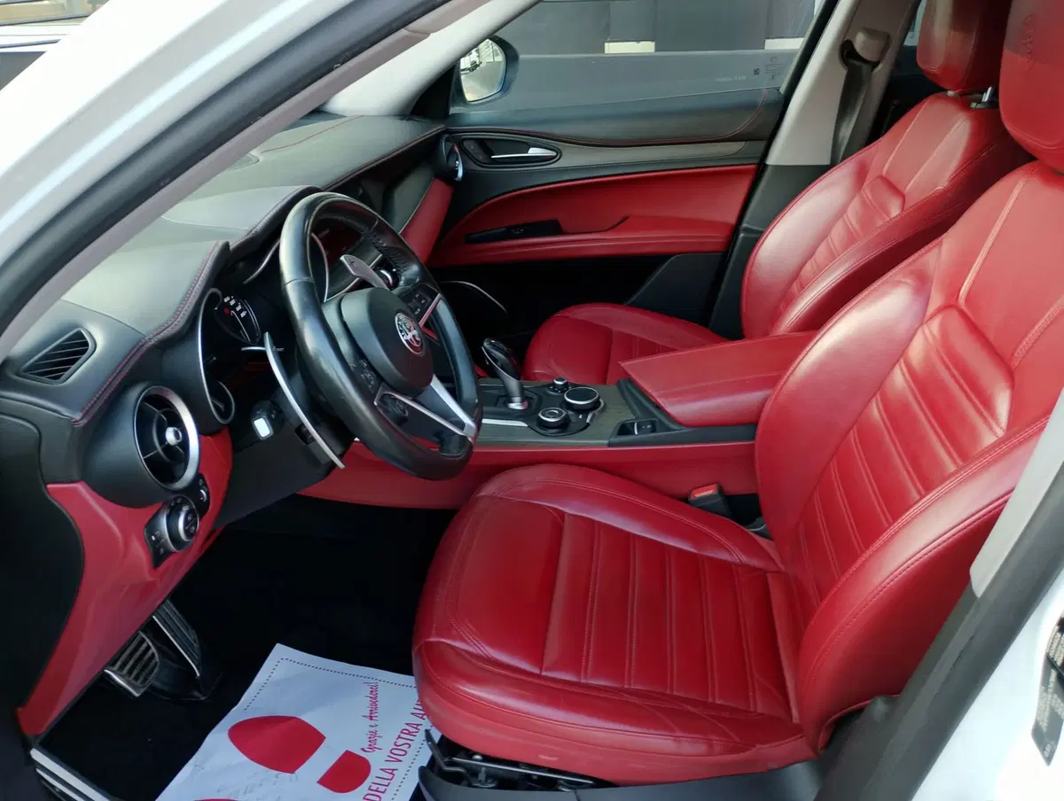 Alfa Romeo Stelvio usata a Ravenna (3)