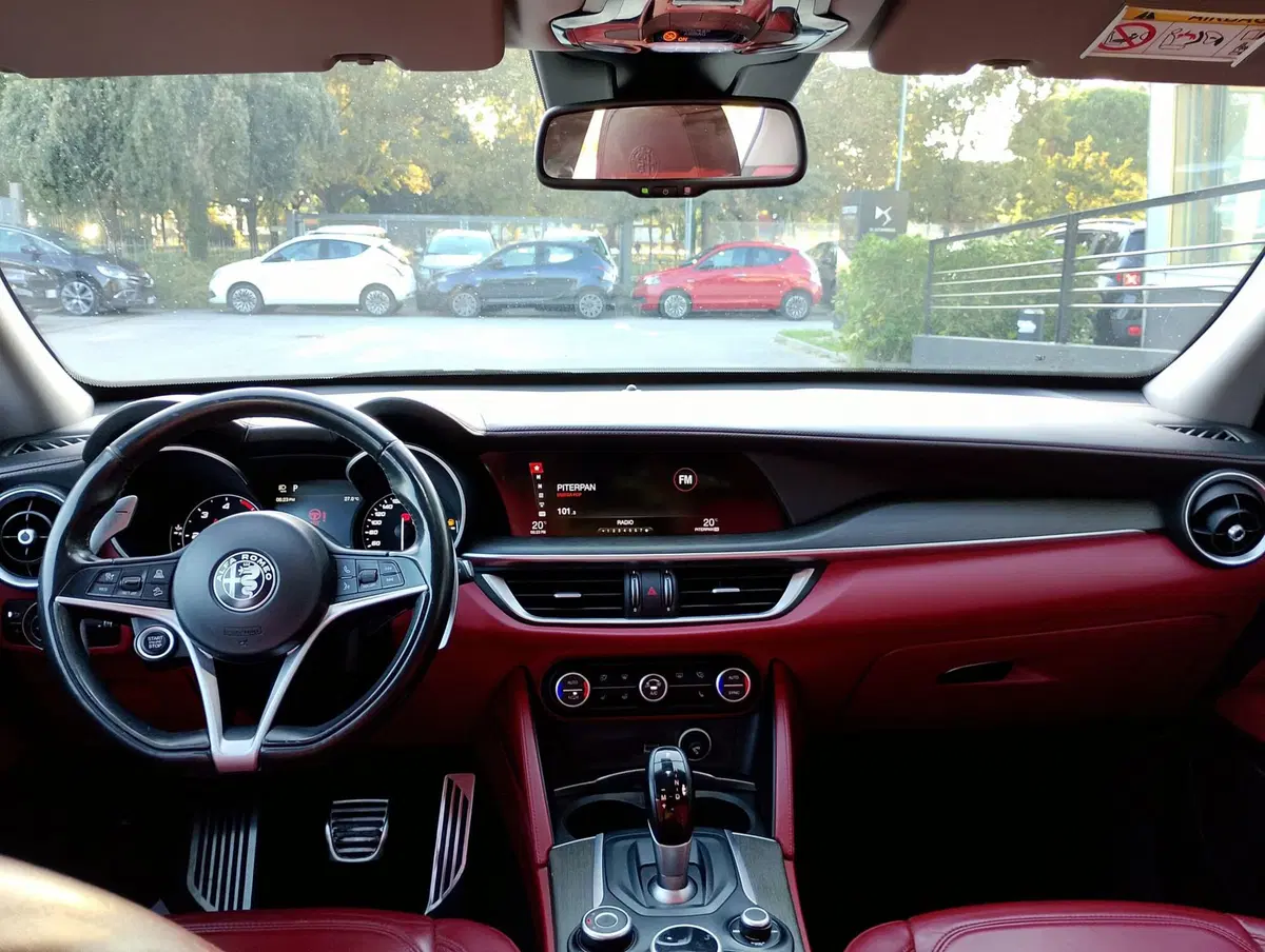 Alfa Romeo Stelvio usata a Ravenna (5)