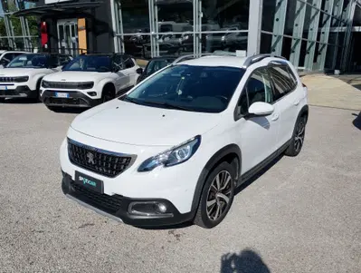 Peugeot 2008 Turbo 110 EAT6 S&amp;S Allure del 2017 usata a Ravenna