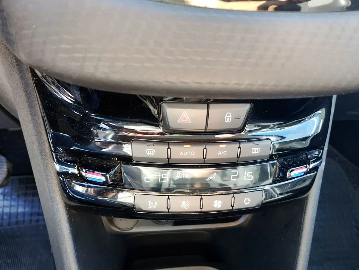 Peugeot 2008 usata a Ravenna (19)
