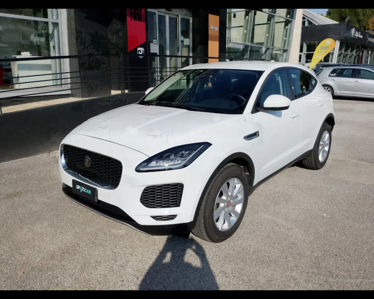 Jaguar E-Pace usata a Ravenna (2)