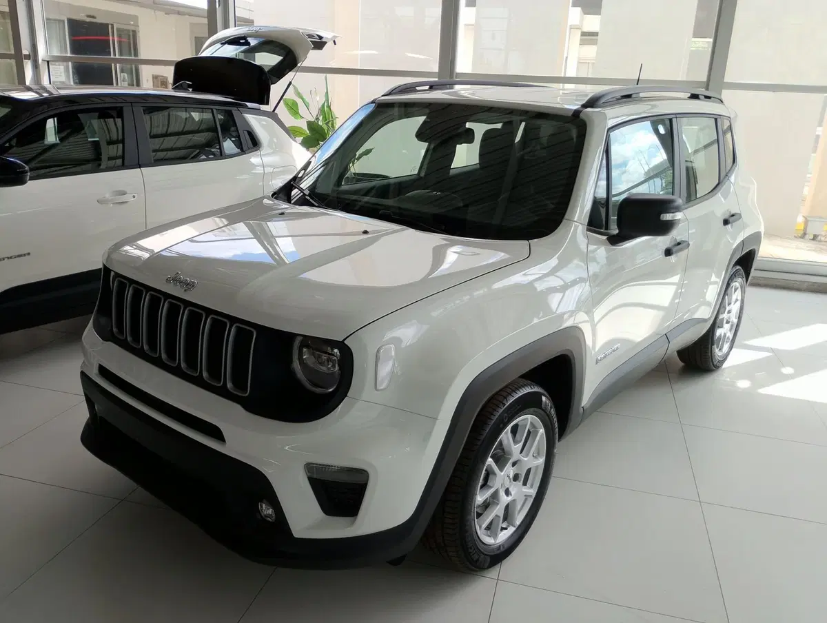 Jeep Renegade nuova a Ravenna