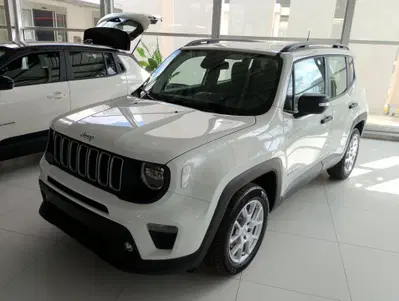 Jeep Renegade 1.5 turbo t4 mhev Altitude 2wd dct nuova a Ravenna