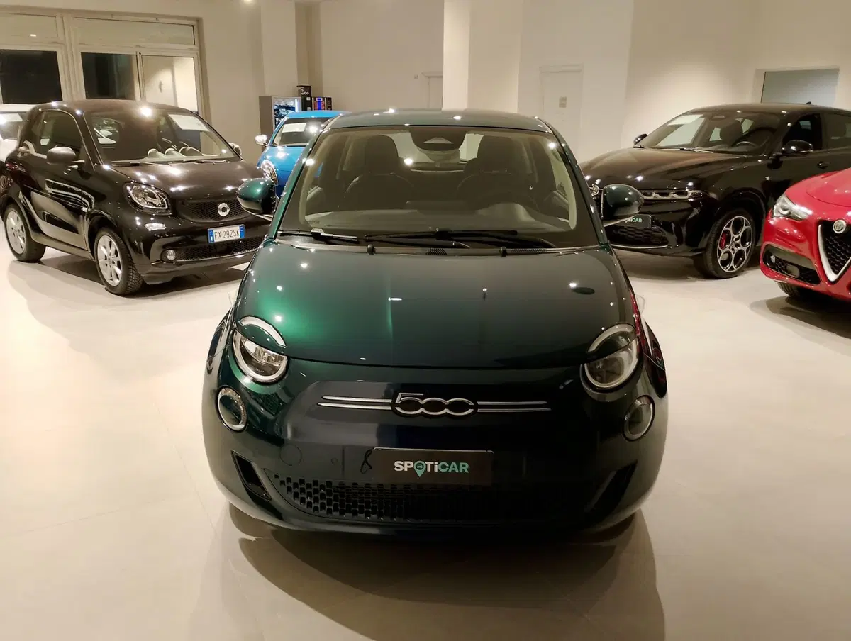 Fiat 500 Cabrio nuova a Ravenna (9)