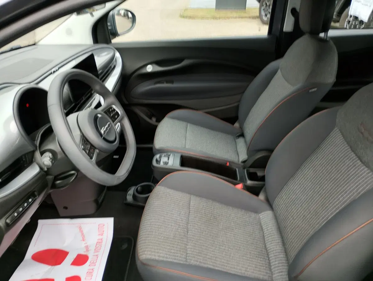 Fiat 500 Cabrio usata a Ravenna (3)