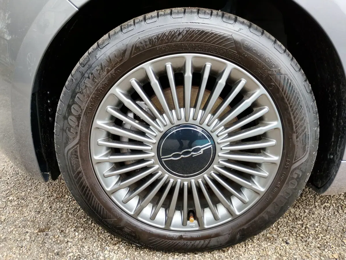 Fiat 500 Cabrio usata a Ravenna (9)