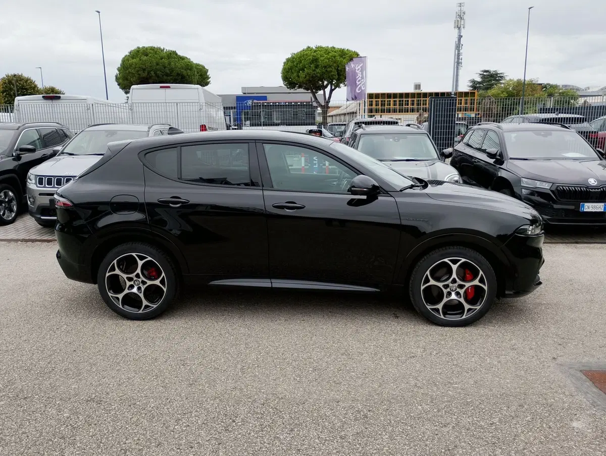 Alfa Romeo Tonale usata a Ravenna (11)