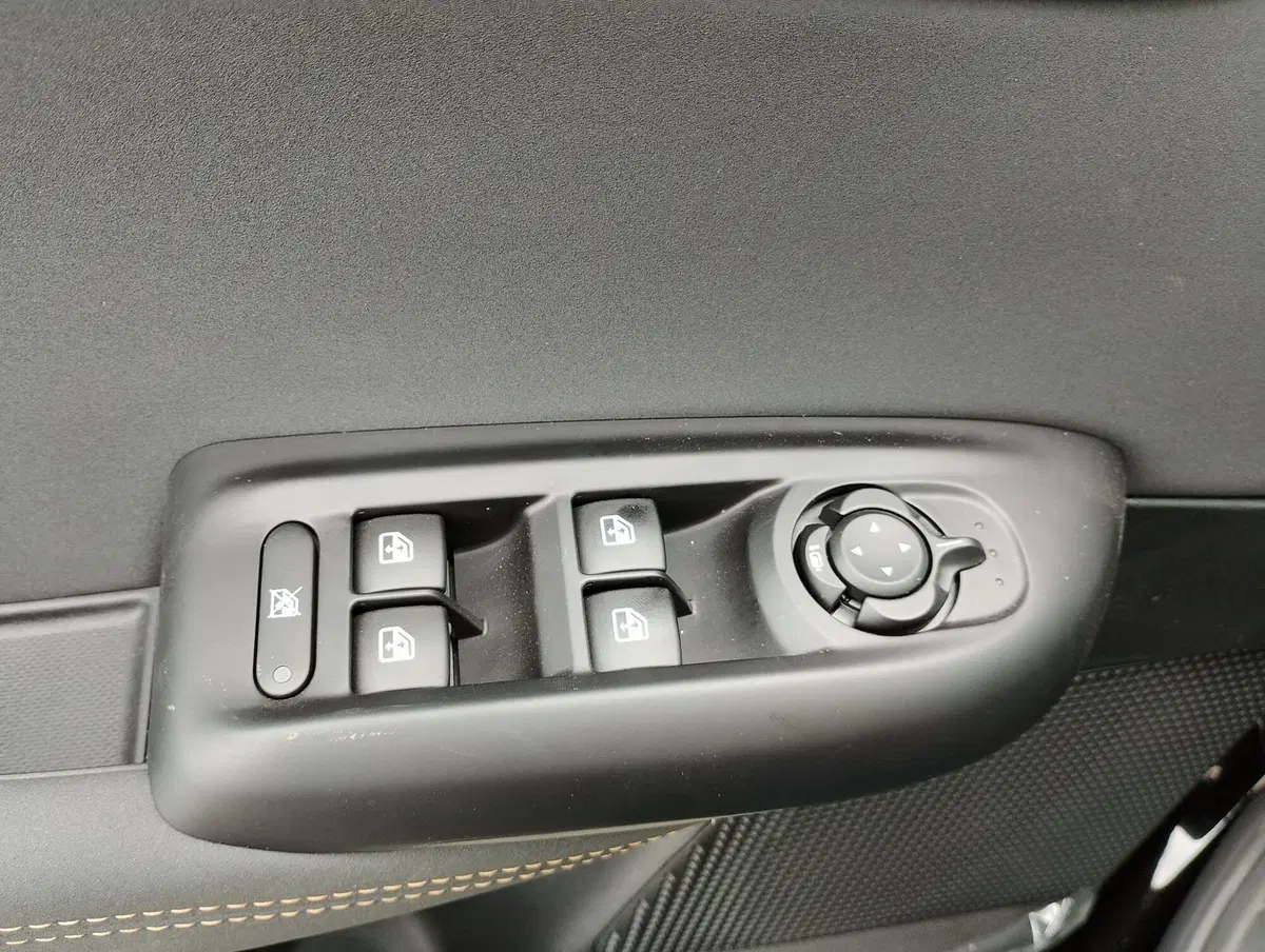 Alfa Romeo Tonale usata a Ravenna (13)