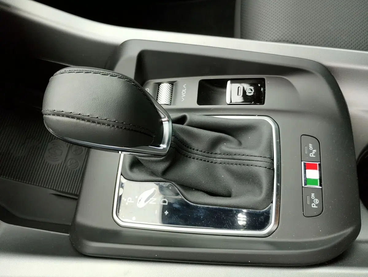 Alfa Romeo Tonale usata a Ravenna (18)