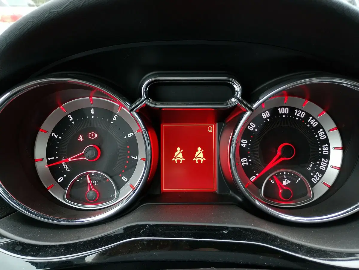 Opel Adam usata a Ravenna (17)