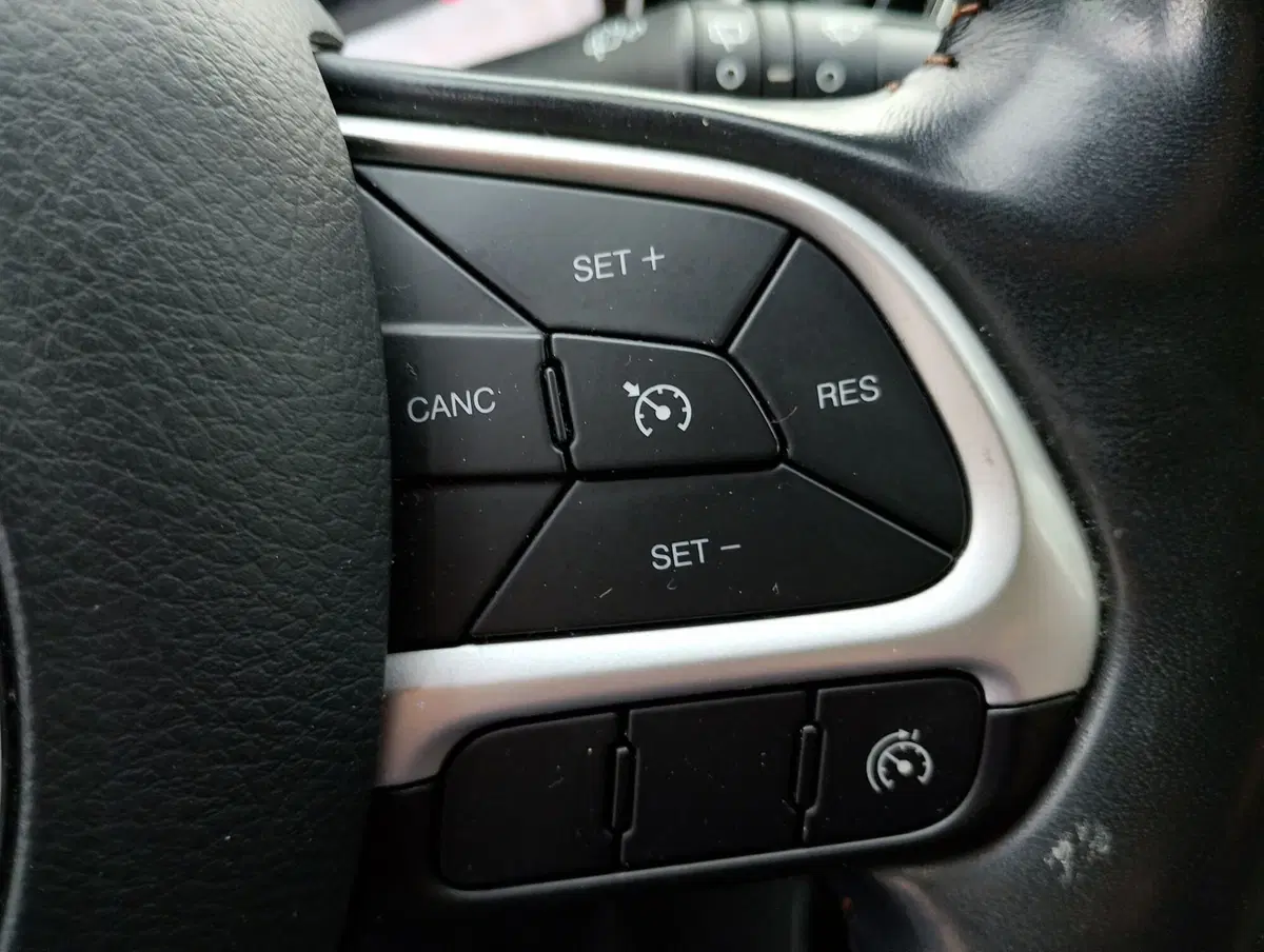 Jeep Compass usata a Ravenna (17)