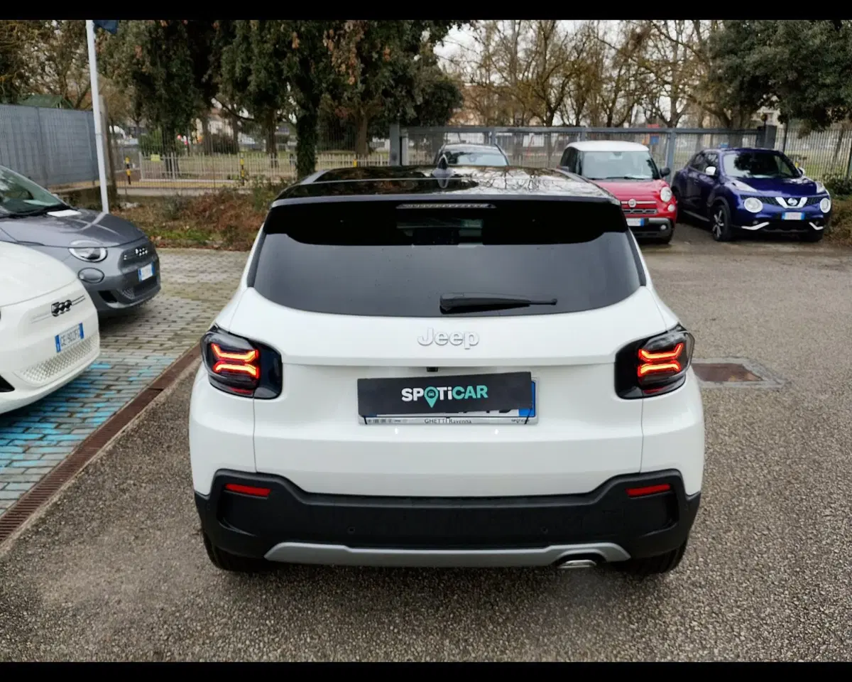 Jeep Avenger nuova a Ravenna (10)