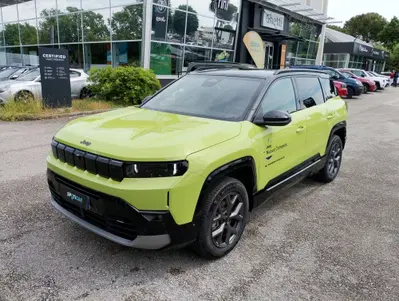 Jeep Compass 1.2 turbo e-hybrid mhev First Edition fwd 145cv edct6 del 2025 usata a Ravenna