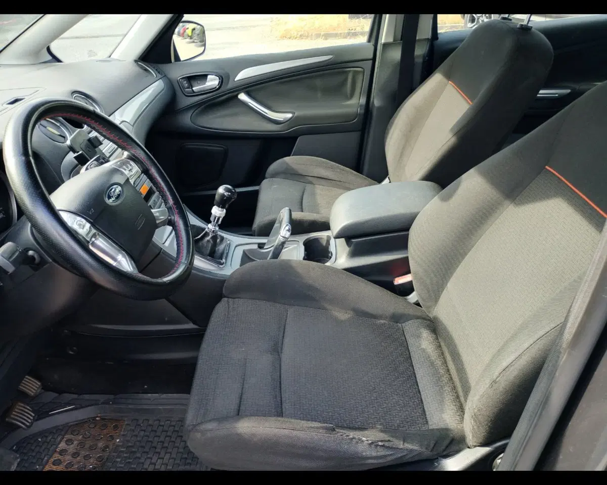 Ford S-Max usata a Ravenna (3)