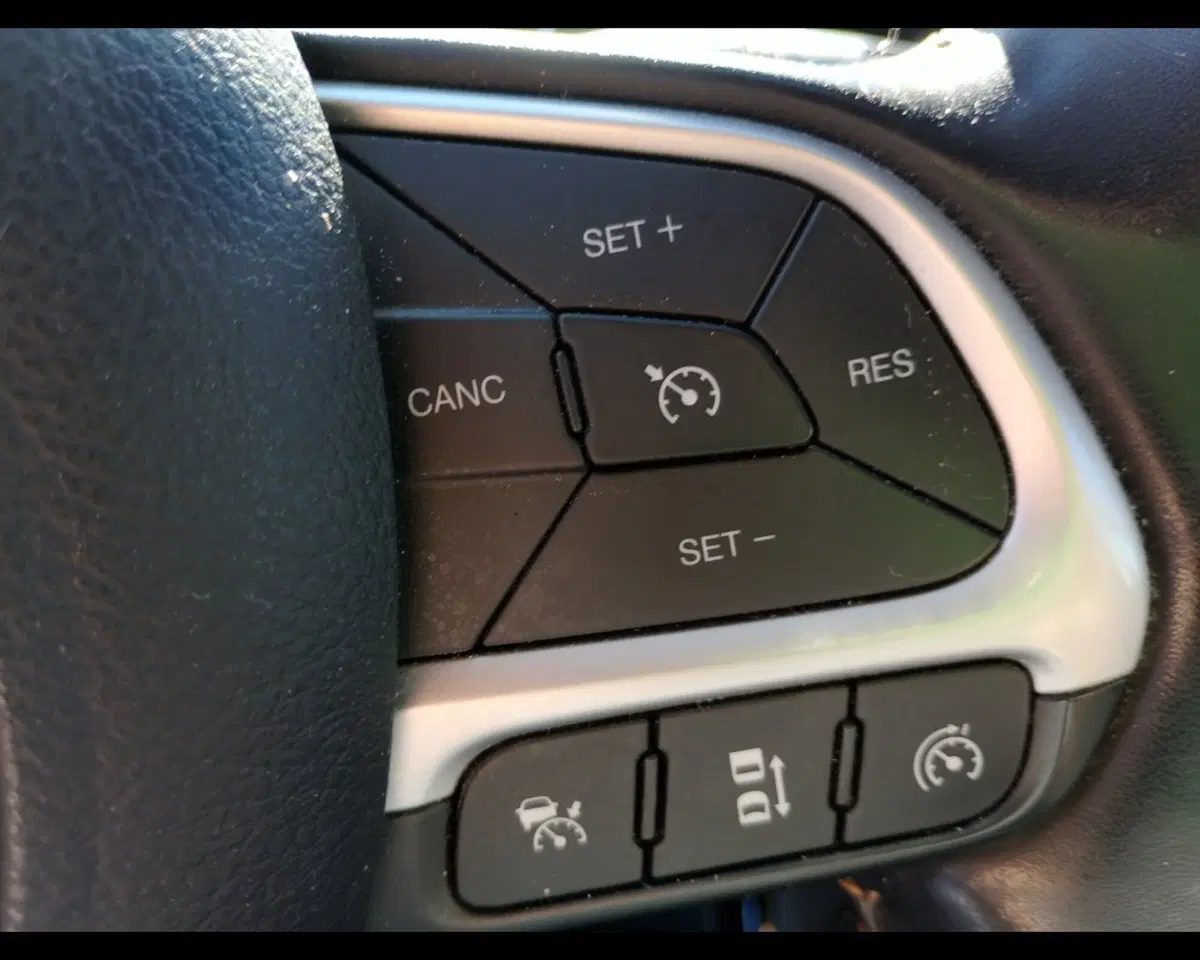 Jeep Compass usata a Ravenna (17)