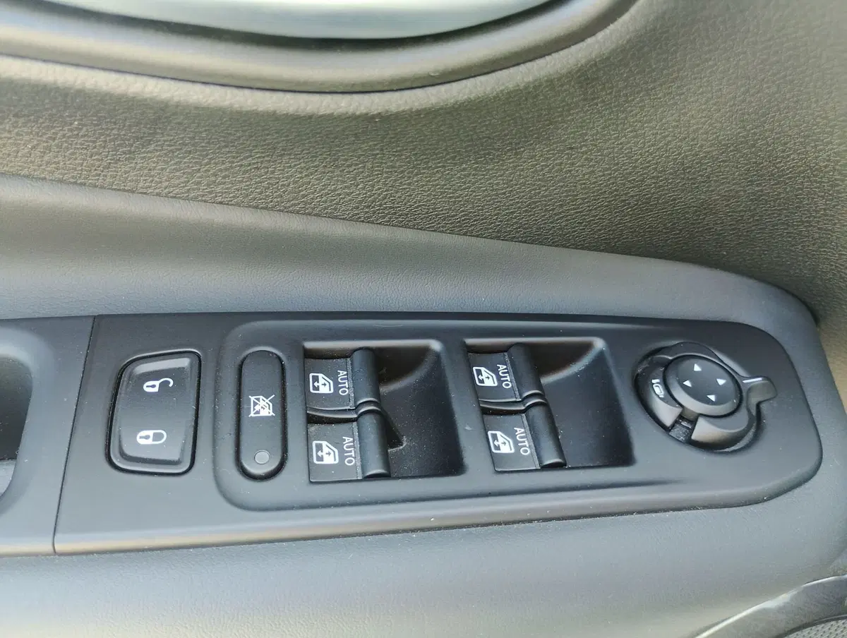 Jeep Renegade usata a Ravenna (14)