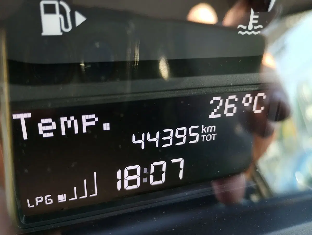 Lancia Ypsilon usata a Ravenna (6)