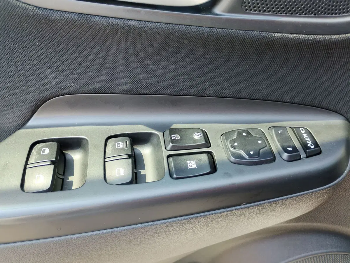 Hyundai Kona usata a Ravenna (14)