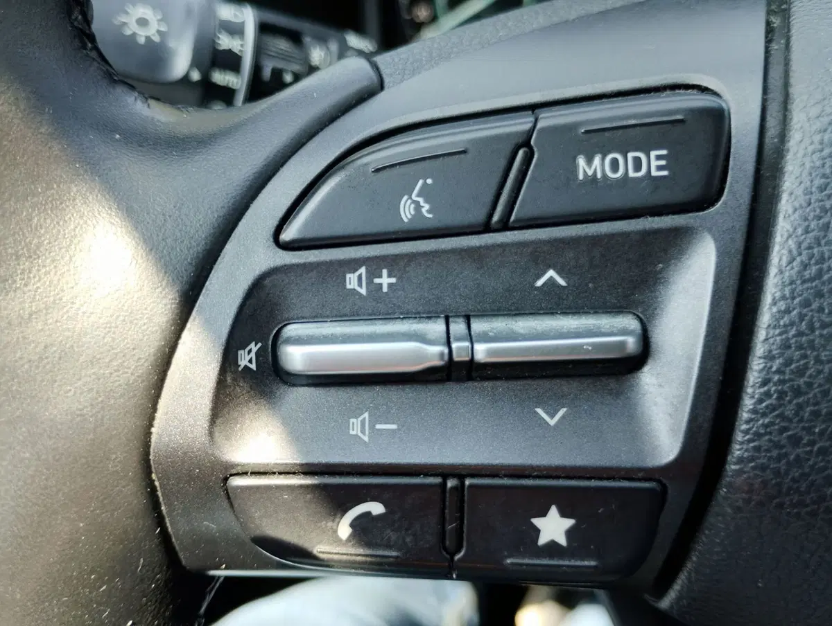 Hyundai Kona usata a Ravenna (15)
