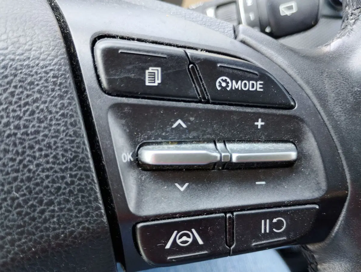 Hyundai Kona usata a Ravenna (17)