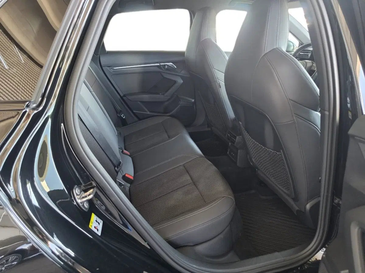 Audi S3 Sportback usata a Bari (8)