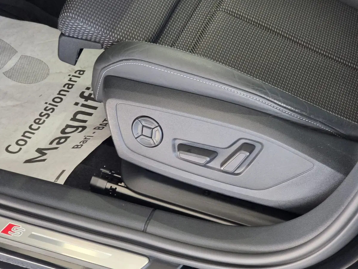 Audi S3 Sportback usata a Bari (12)