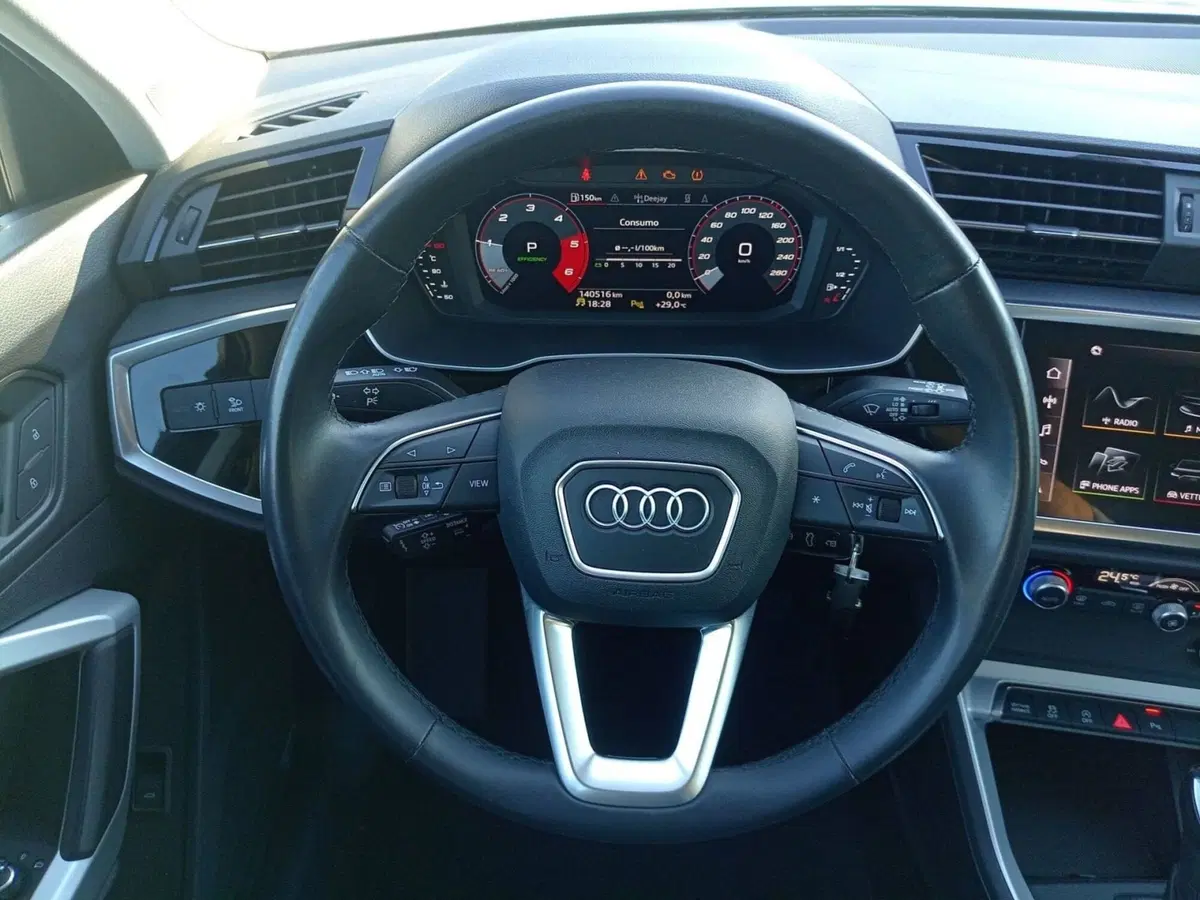 Audi Q3 Sportback usata a Bari (3)