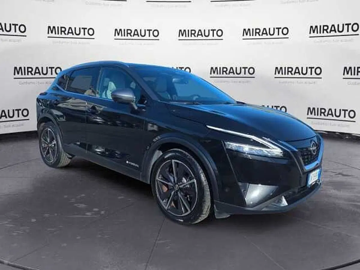 Nissan Qashqai usata a Roma