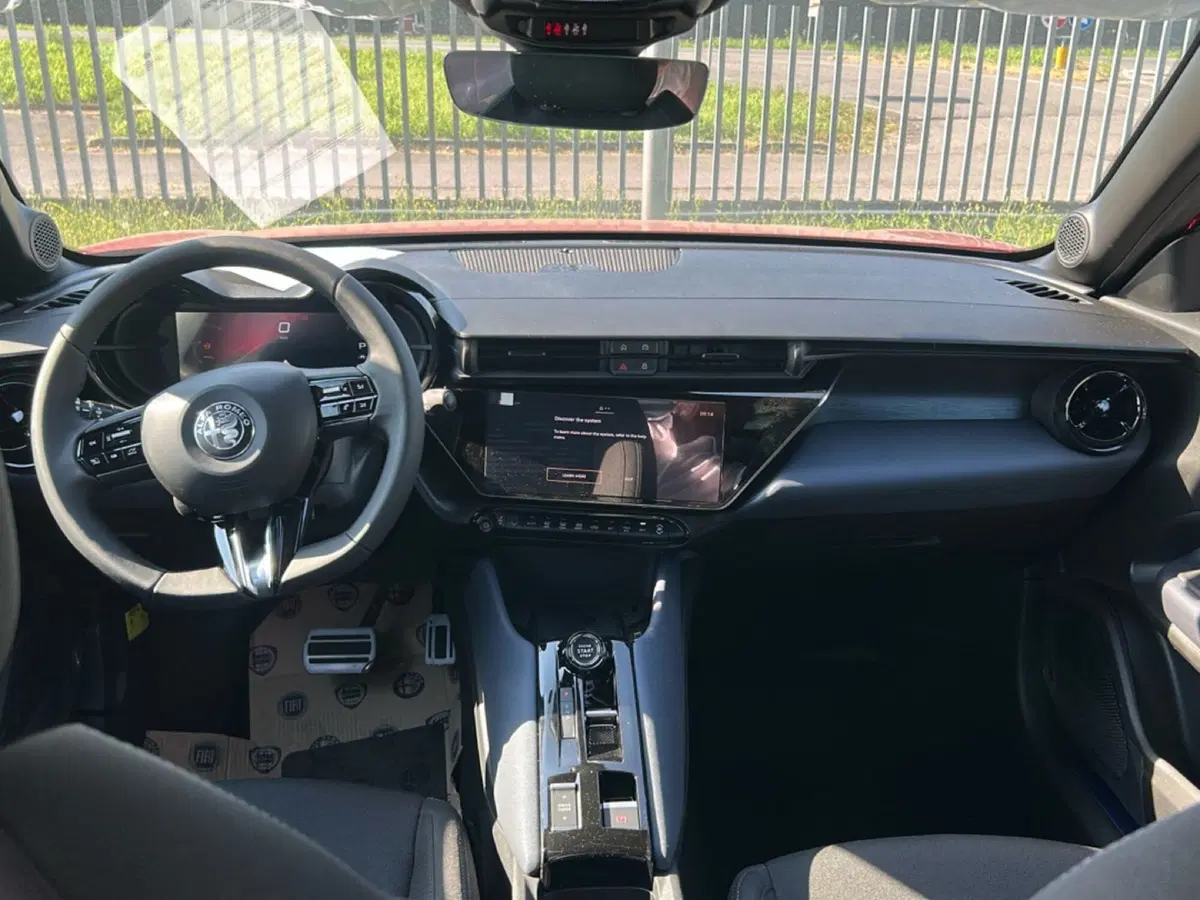 Alfa Romeo Junior nuova a Bergamo (13)