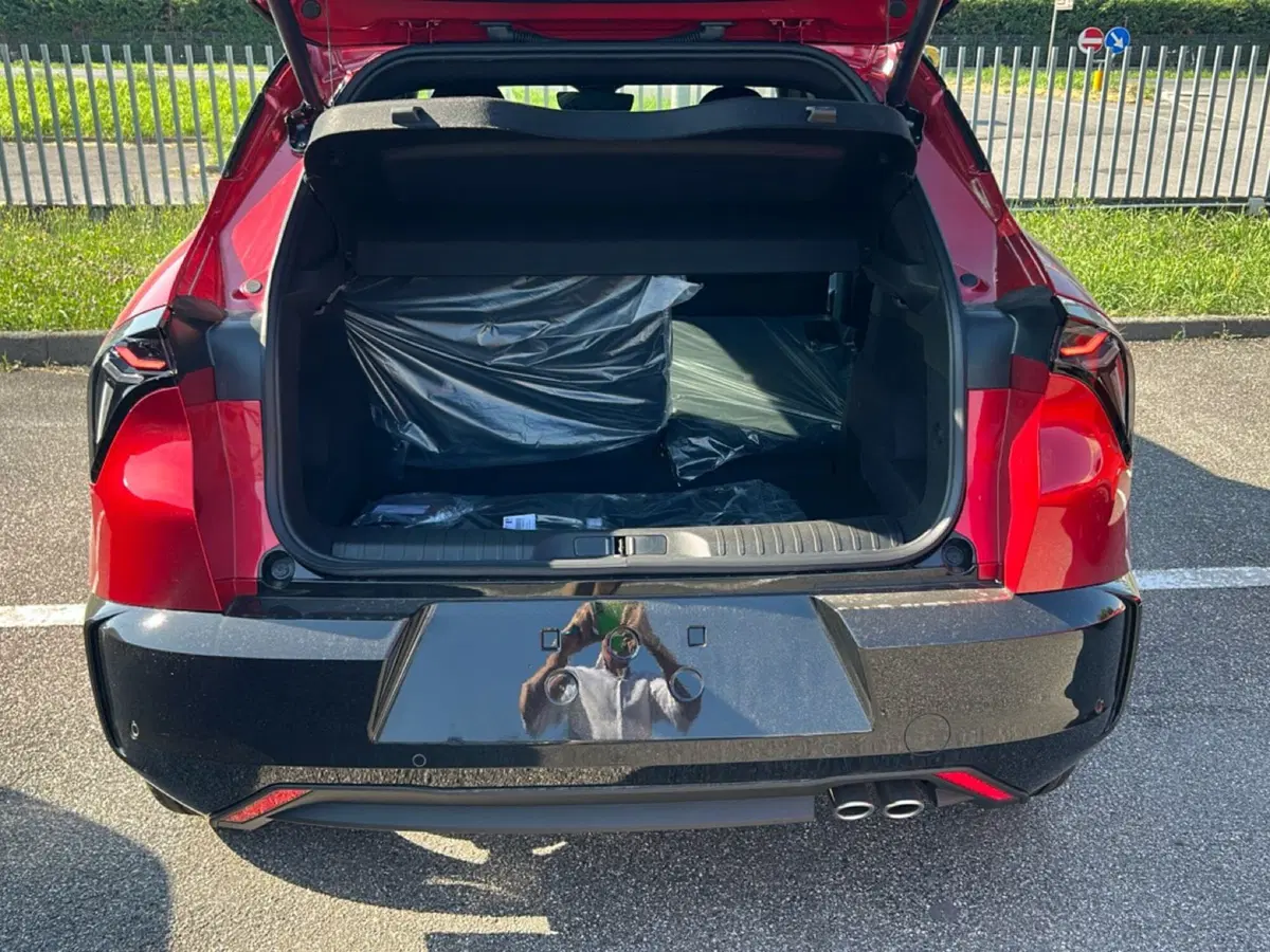 Alfa Romeo Junior nuova a Bergamo (14)