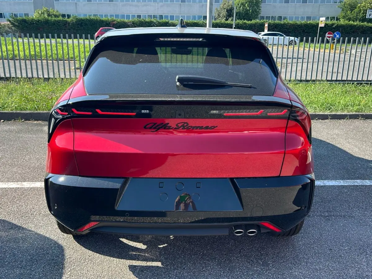 Alfa Romeo Junior nuova a Bergamo (6)