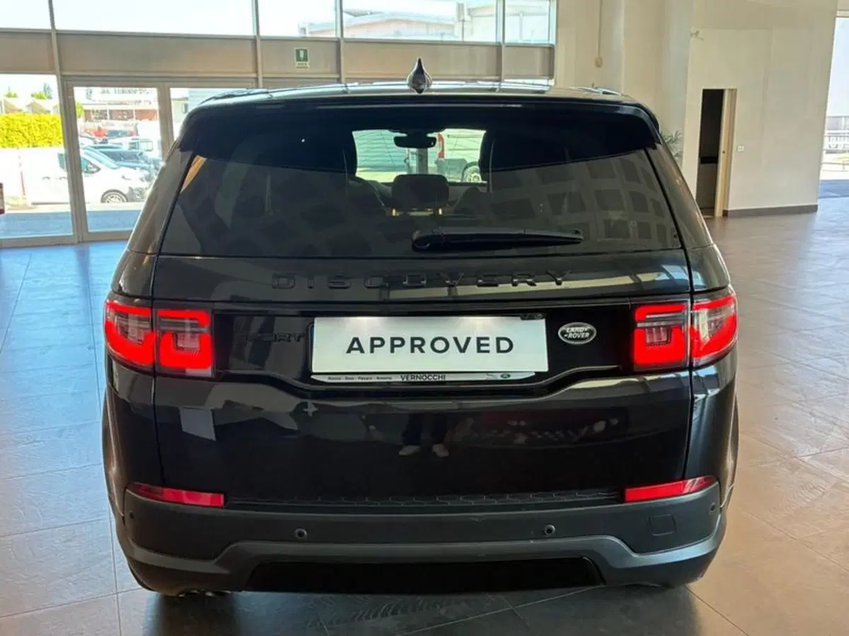 Land Rover Discovery Sport usata a Pesaro-Urbino (7)