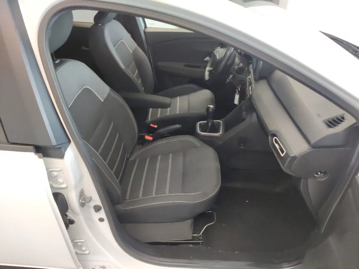 Dacia Jogger usata a Arezzo (14)