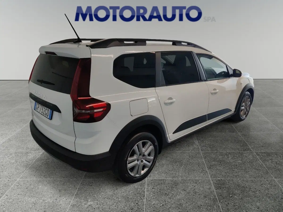 Dacia Jogger usata a Arezzo (6)