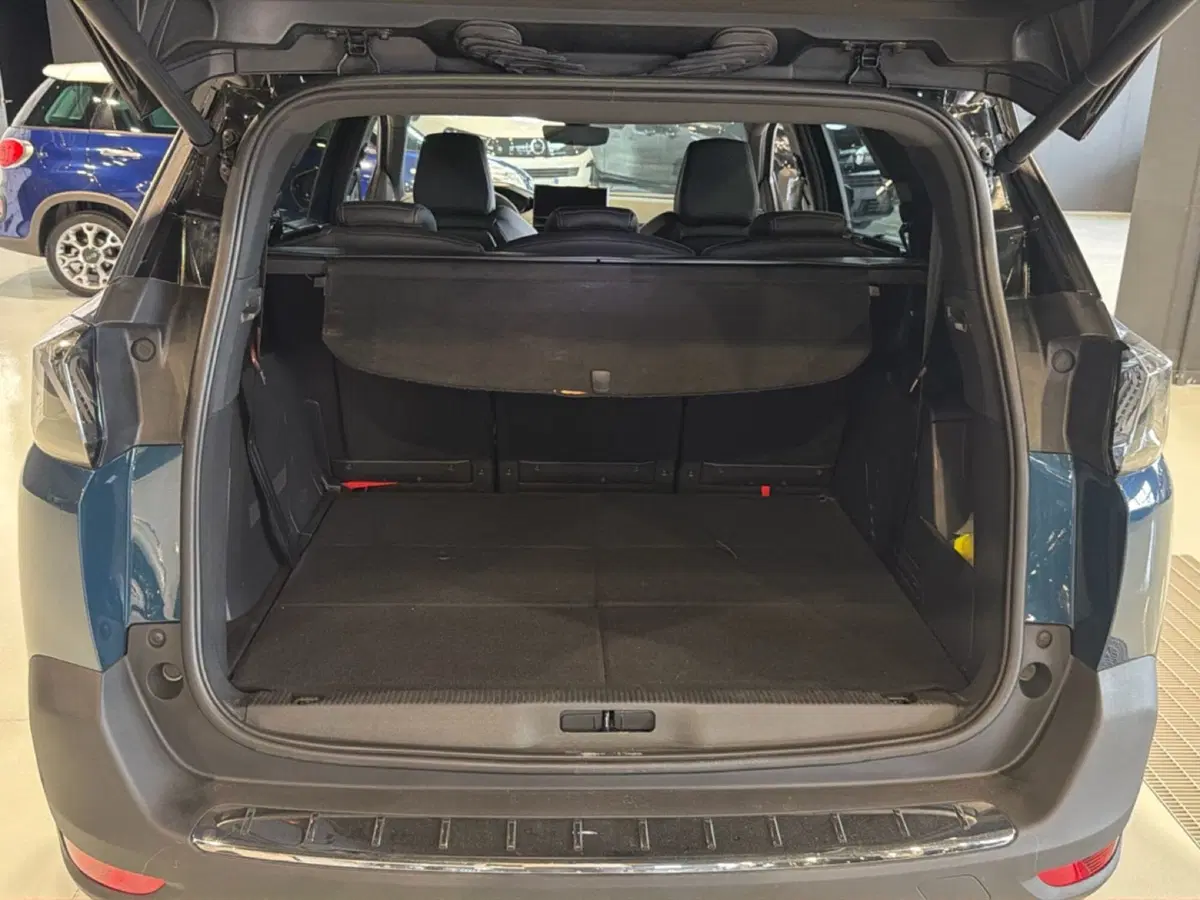 Peugeot 5008 usata a Vicenza (11)